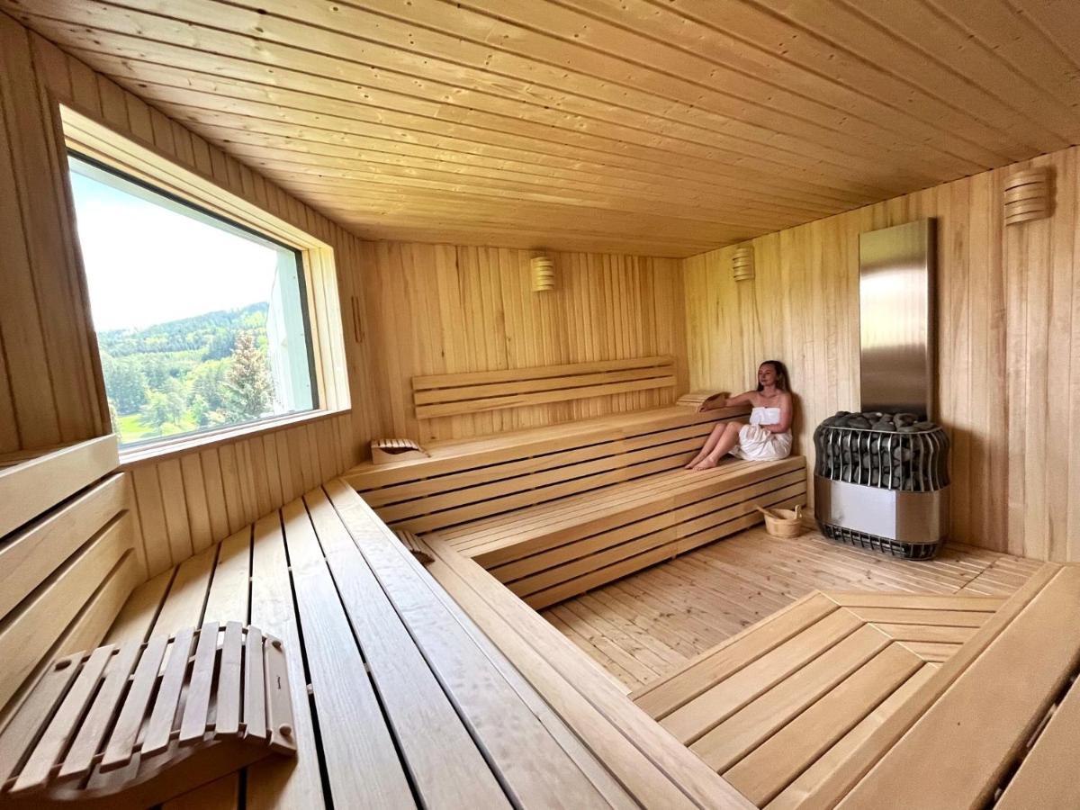 Penzion U Prehrady Luhačovice Exterior foto
