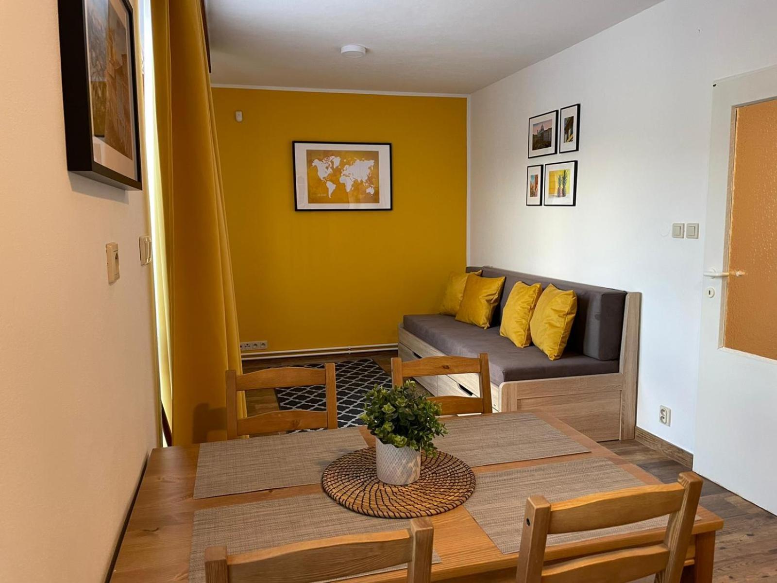 Penzion U Prehrady Luhačovice Habitación foto
