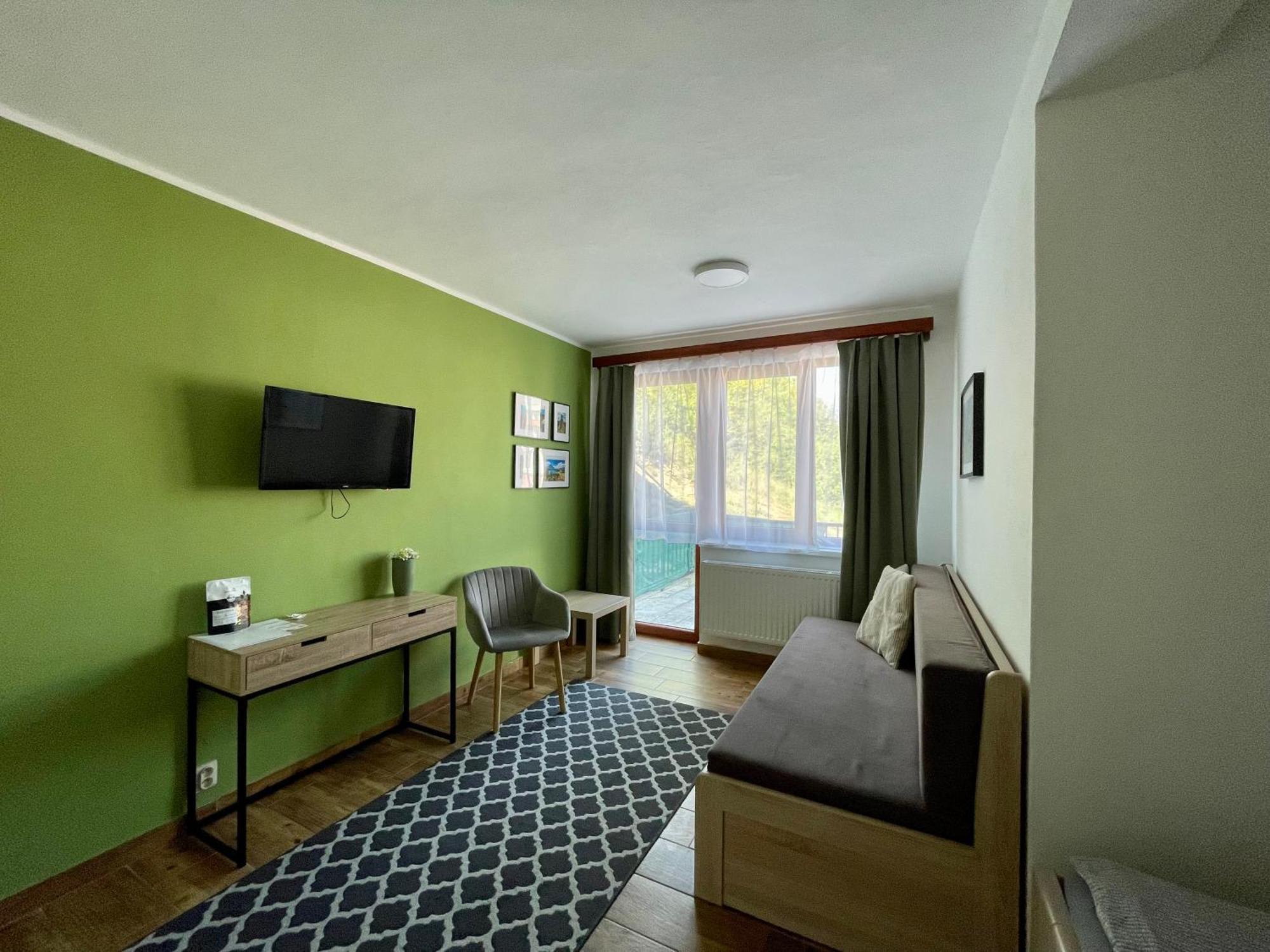 Penzion U Prehrady Luhačovice Habitación foto